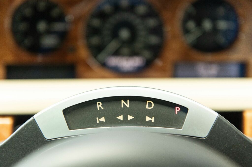Rolls-Royce Phantom V12 Silver #42
