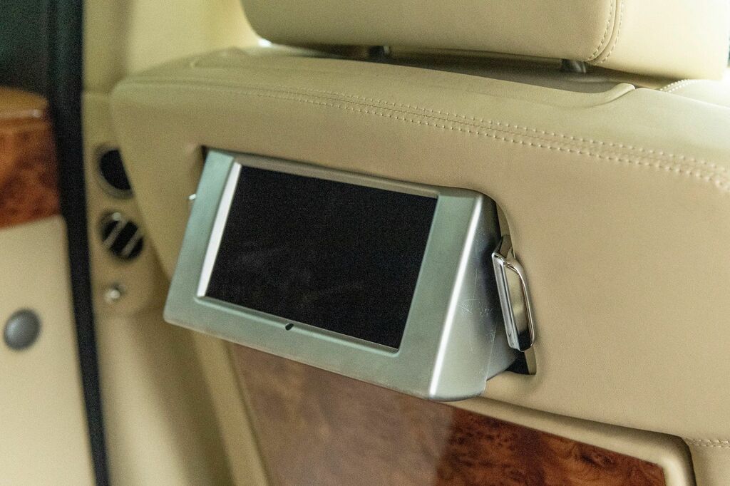 Rolls-Royce Phantom V12 Silver #31