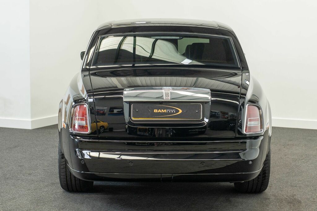 Rolls-Royce Phantom V12 Silver #6