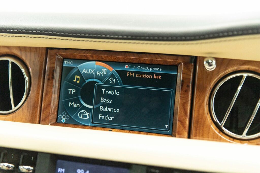 Rolls-Royce Phantom V12 Silver #38