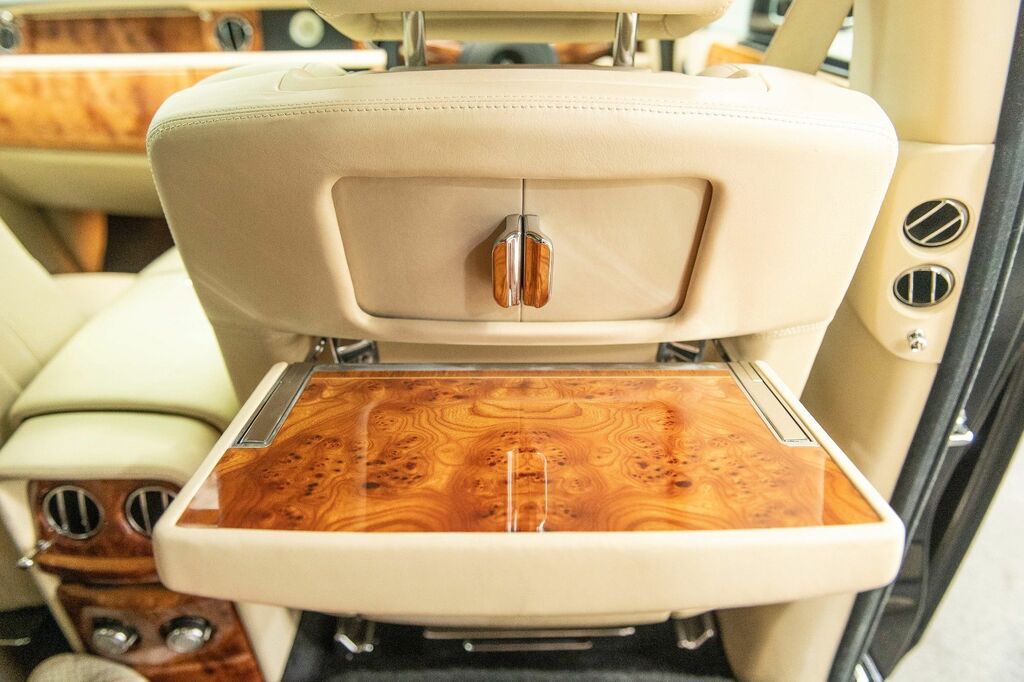 Rolls-Royce Phantom V12 Silver #28