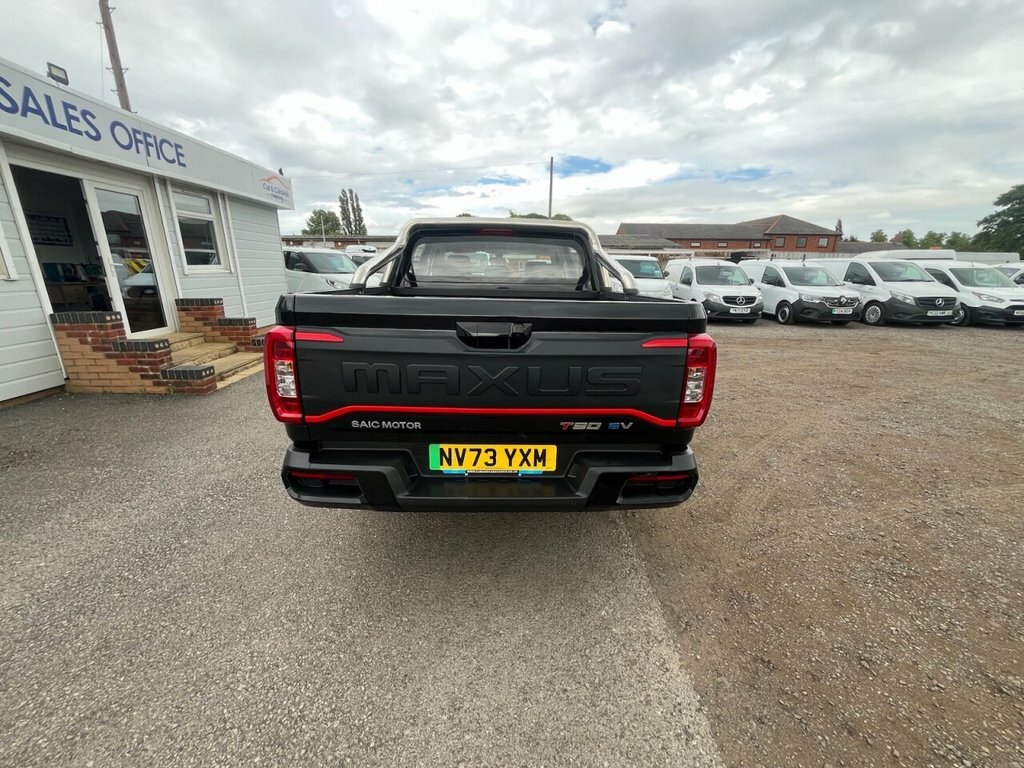 Maxus T90 Pickup Black #2