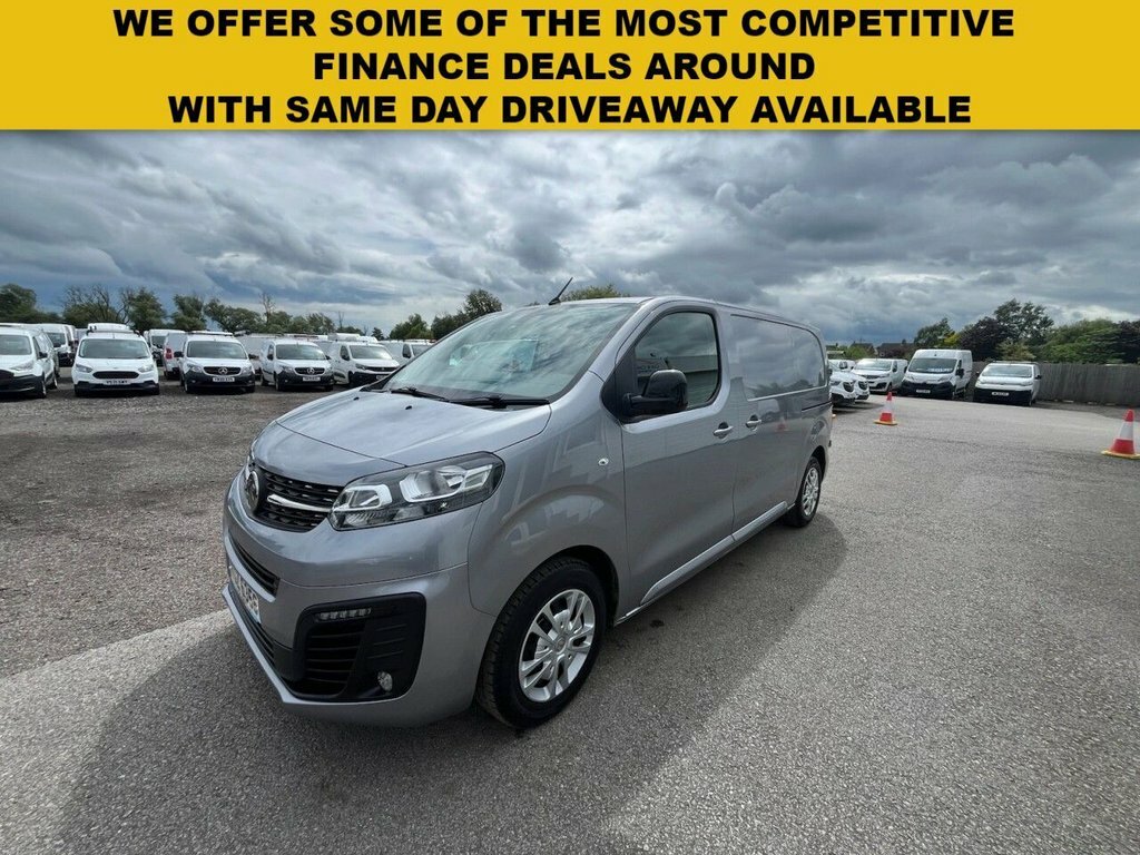 Vauxhall Vivaro 1.5L Sportive 6Dr Grey