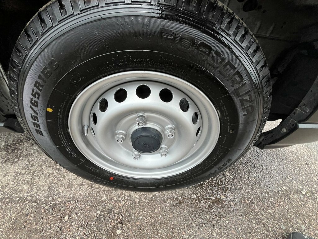 Ford Transit Custom 2L Leader HT72OOU White #6