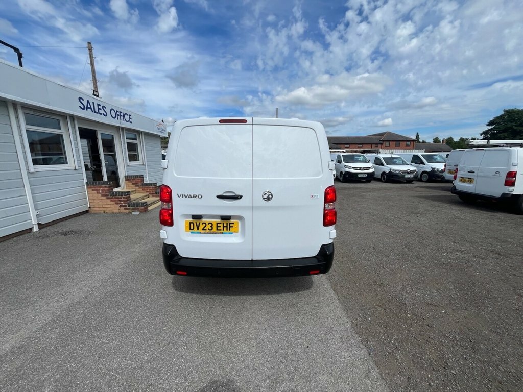 Vauxhall Vivaro 1.5L Prime 6Dr DV23EHF White #2