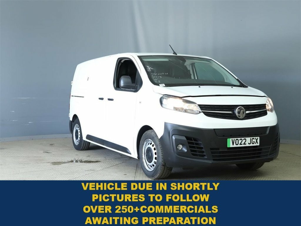 Vauxhall Vivaro Mpv White