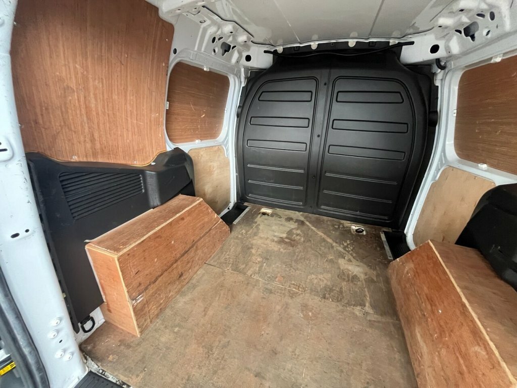 Ford Transit Courier Mpv Grey #10