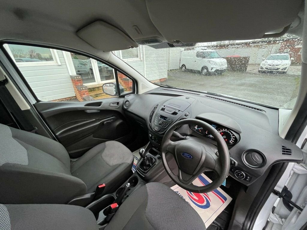 Ford Transit Courier Mpv Grey #7