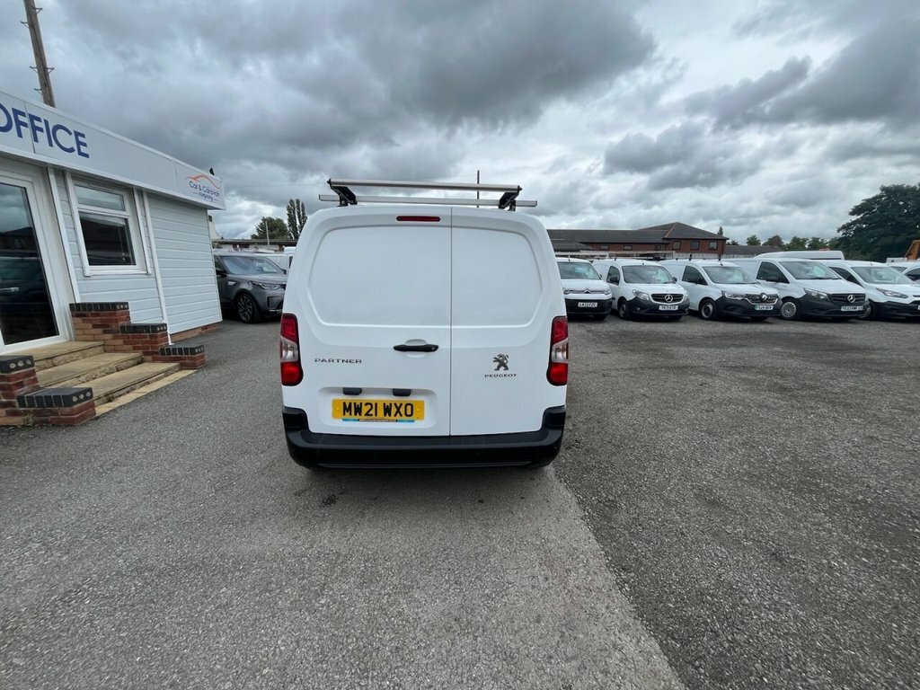 Peugeot Partner 1.5L Professional White #6