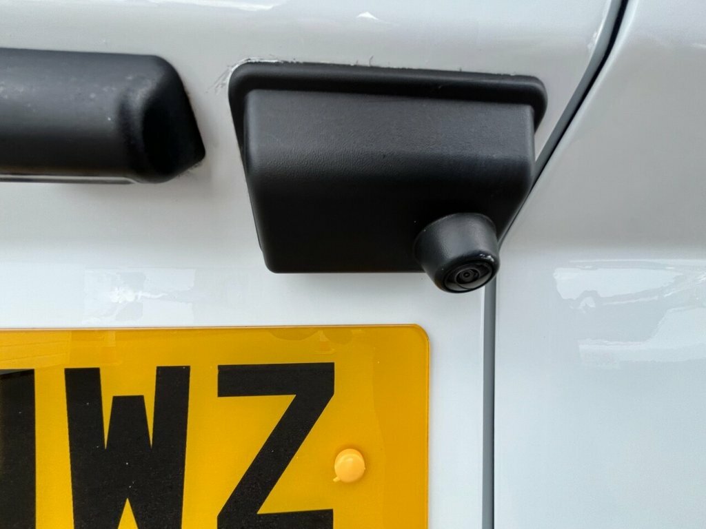 Ford Transit Custom 2L Trend CJ73NWZ White #6