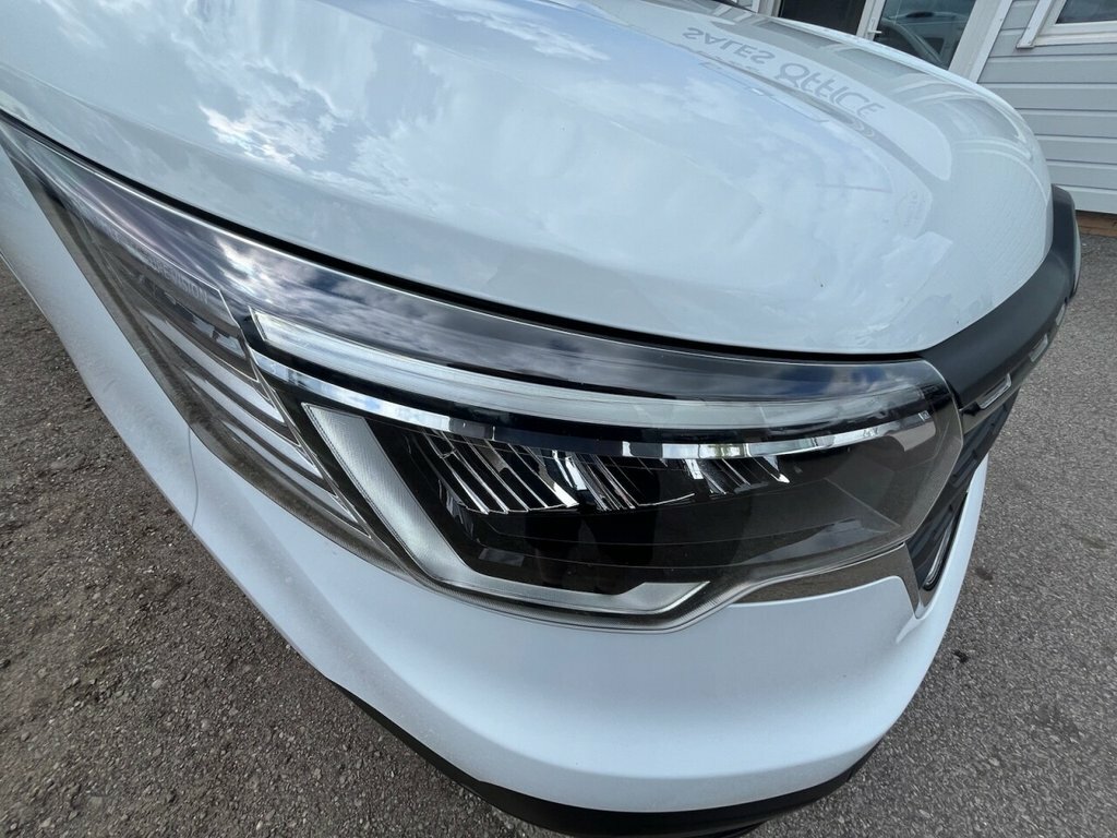 Renault Trafic 2L Business White #6