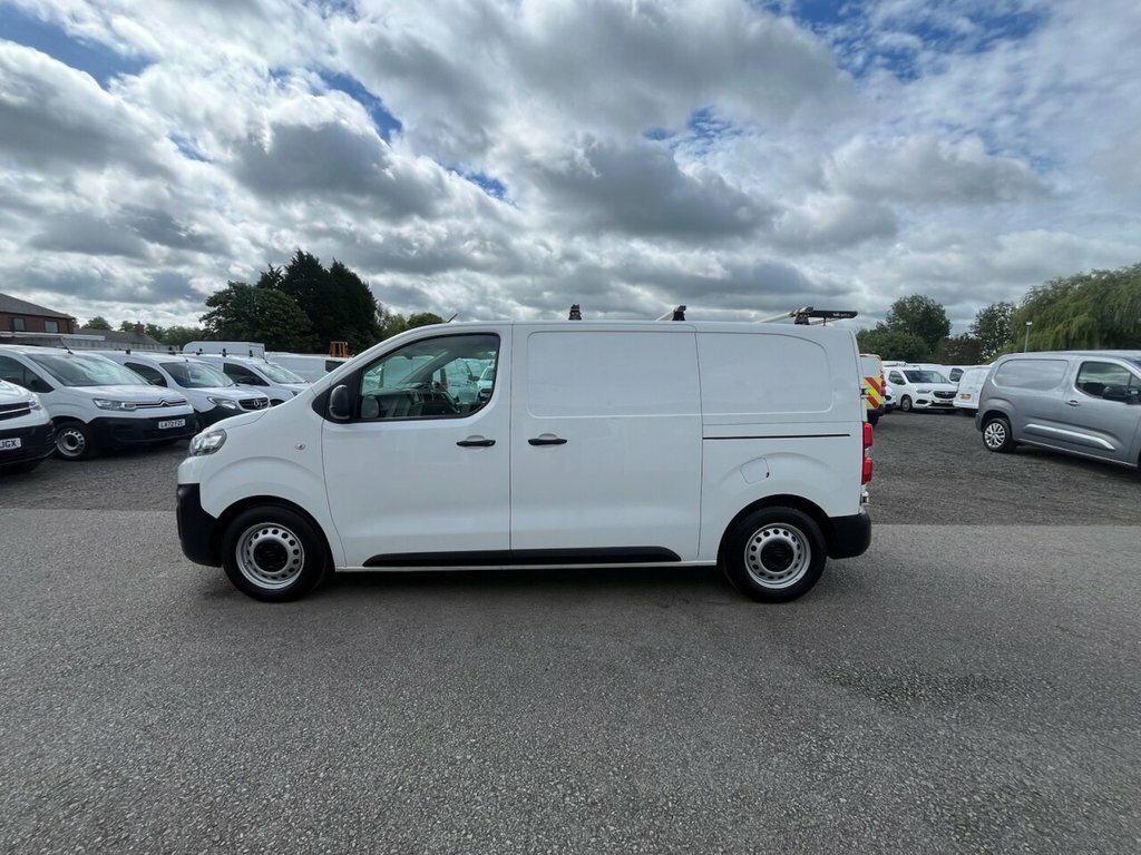Citroen Dispatch 1.5L Enterprise M 6Dr White