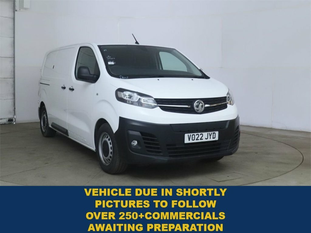 Vauxhall Vivaro Mpv White