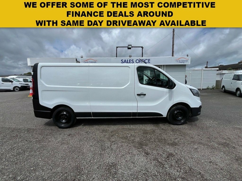 Renault Trafic 2L Business White