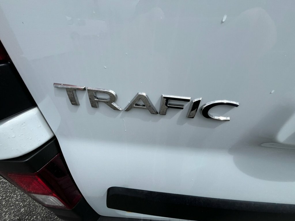 Renault Trafic 2L Business White #5