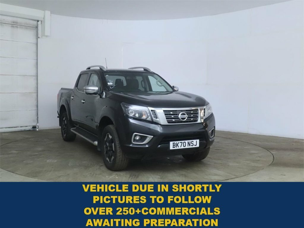 Nissan Navara 2L Tekna Black