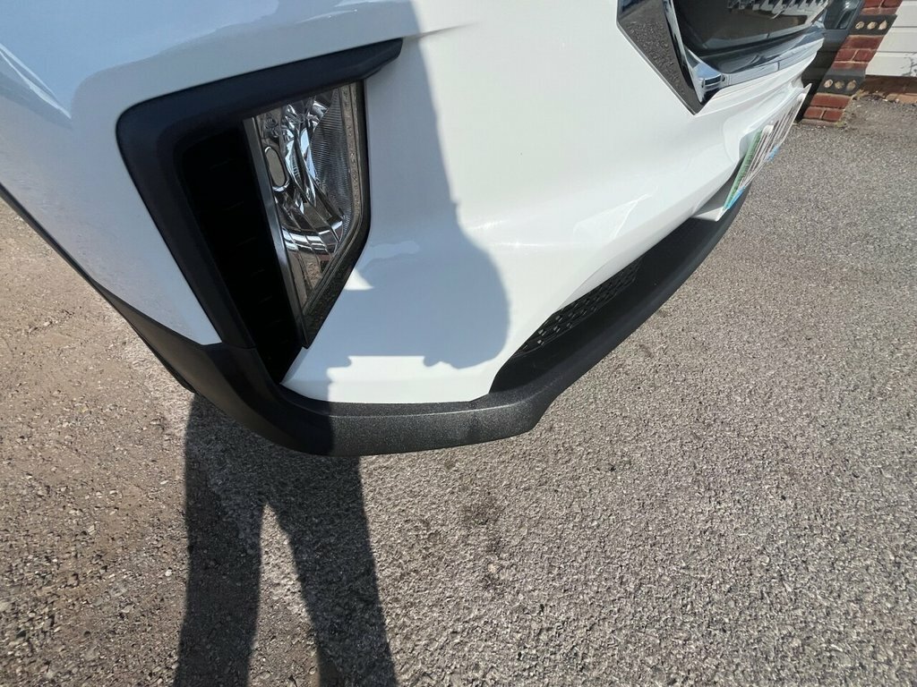 Maxus eDeliver 9 Mpv White #2