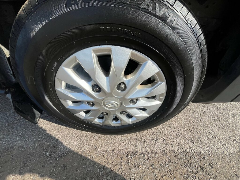 Maxus eDeliver 9 Mpv White