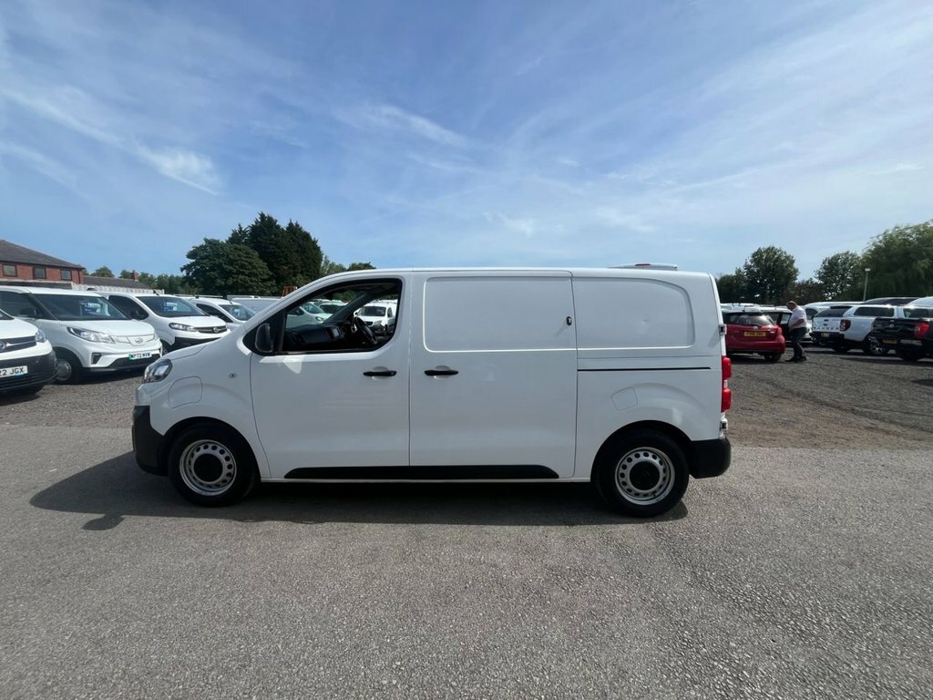 Citroen Dispatch Mpv LB71OLG White #2