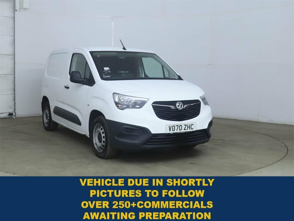 Vauxhall Combo Mpv White