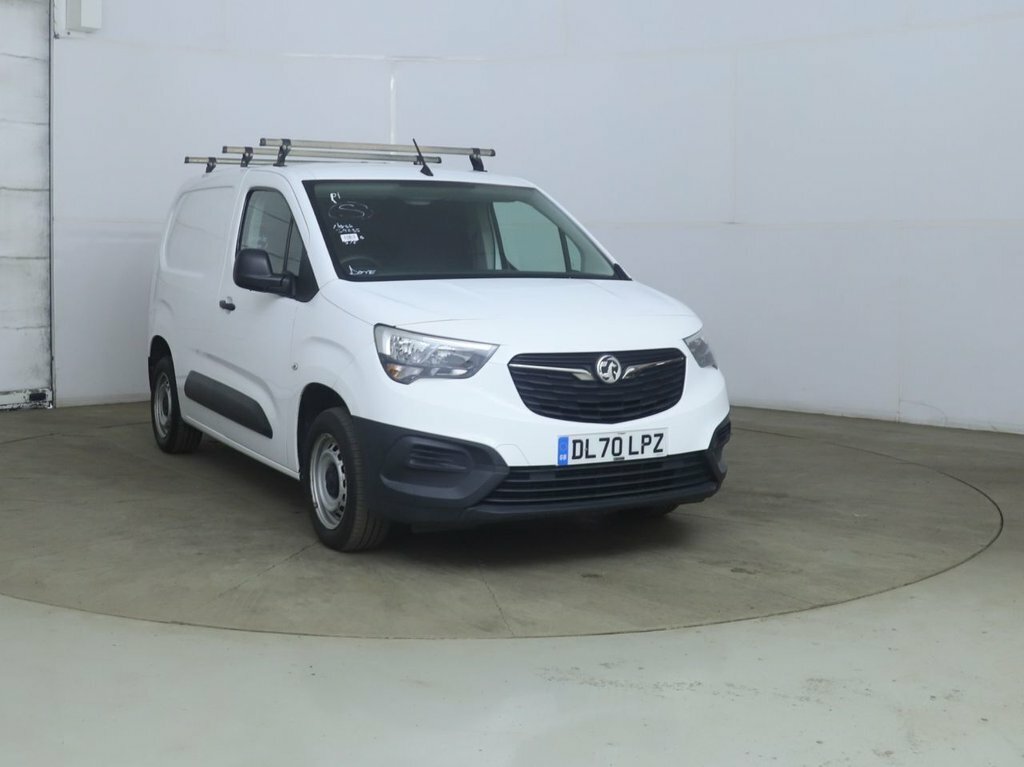 Vauxhall Combo 1.5L Edition White