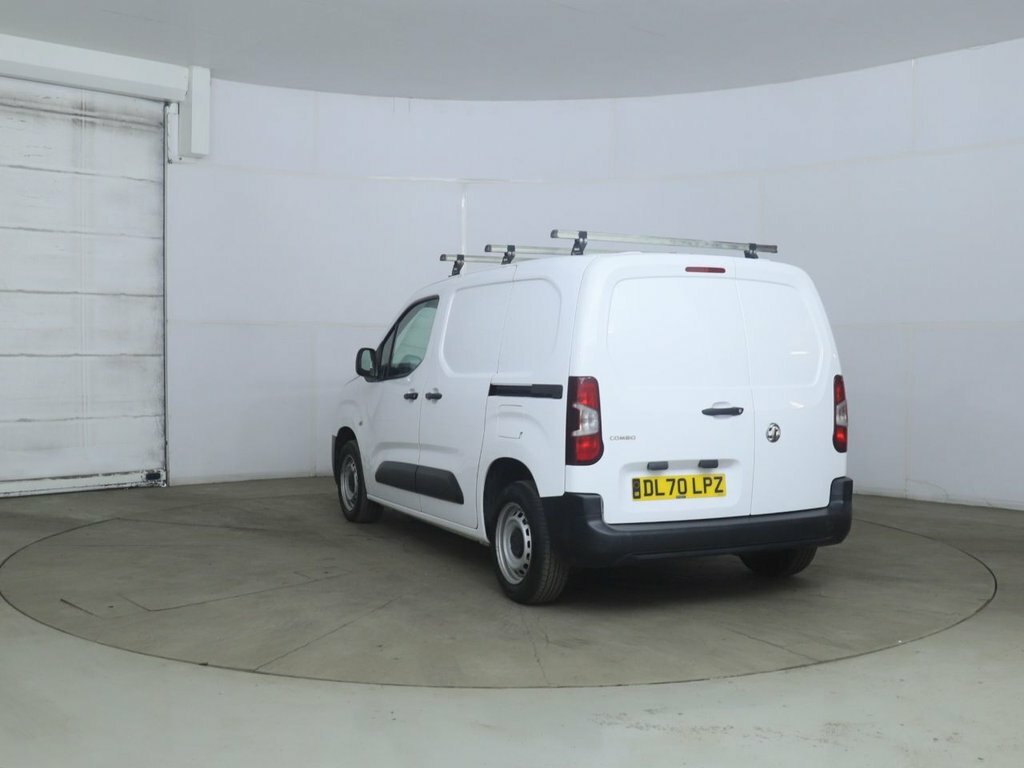 Vauxhall Combo 1.5L Edition White #2