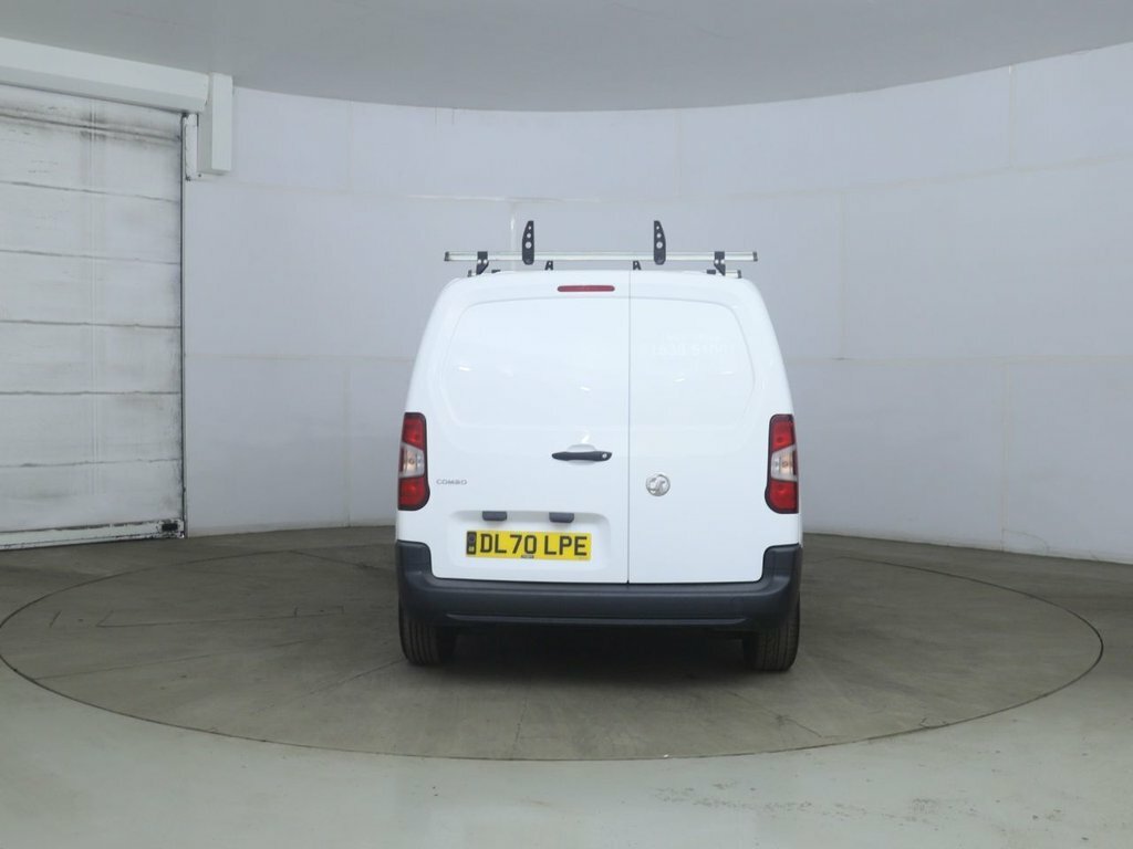 Vauxhall Combo 1.5L Edition White #5