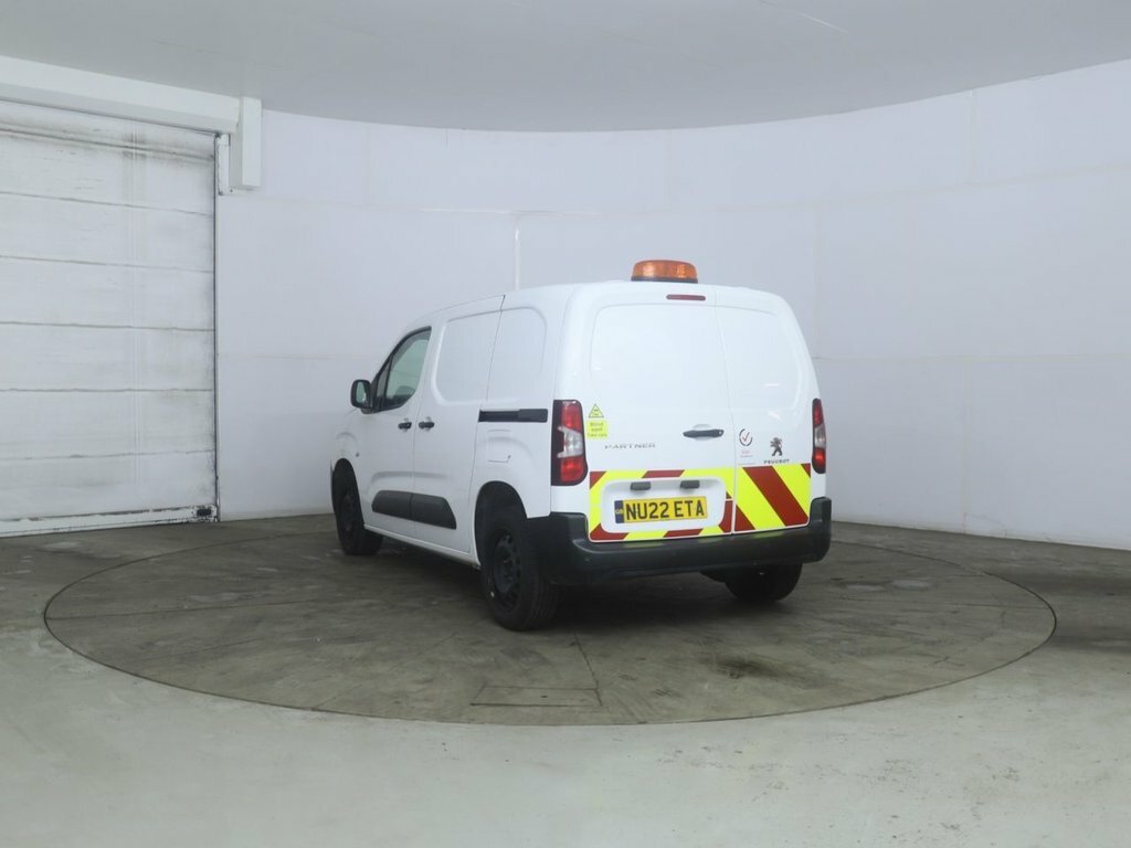 Peugeot Partner 1.5L Professional Premium White #3