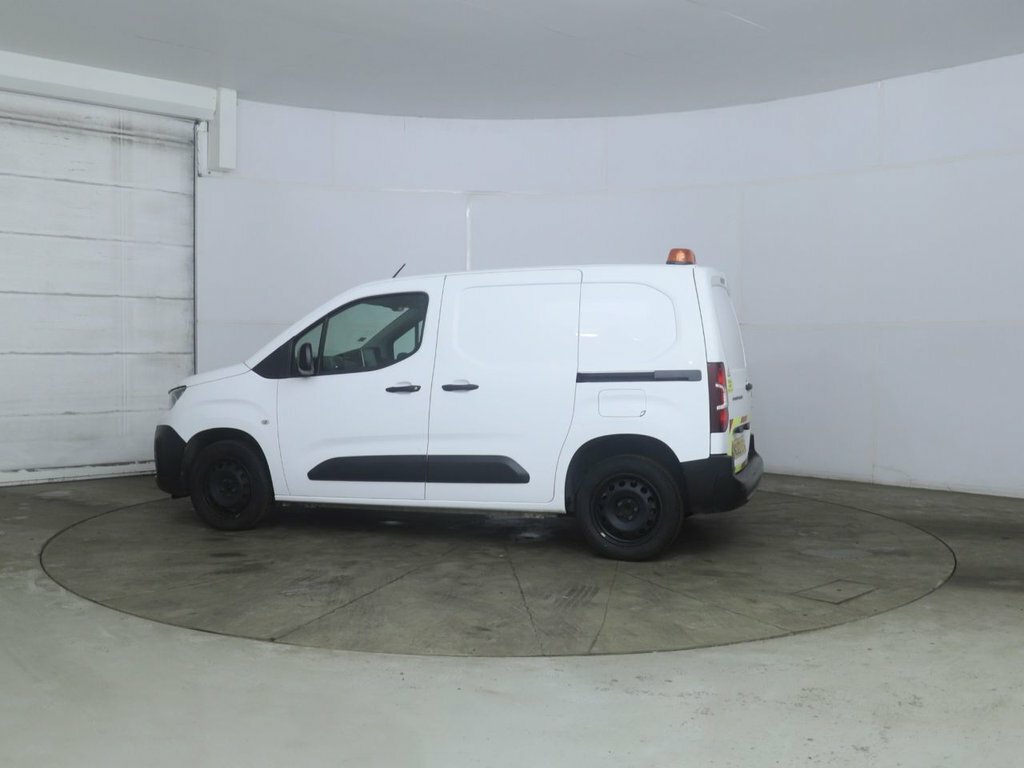 Peugeot Partner 1.5L Professional Premium White #4