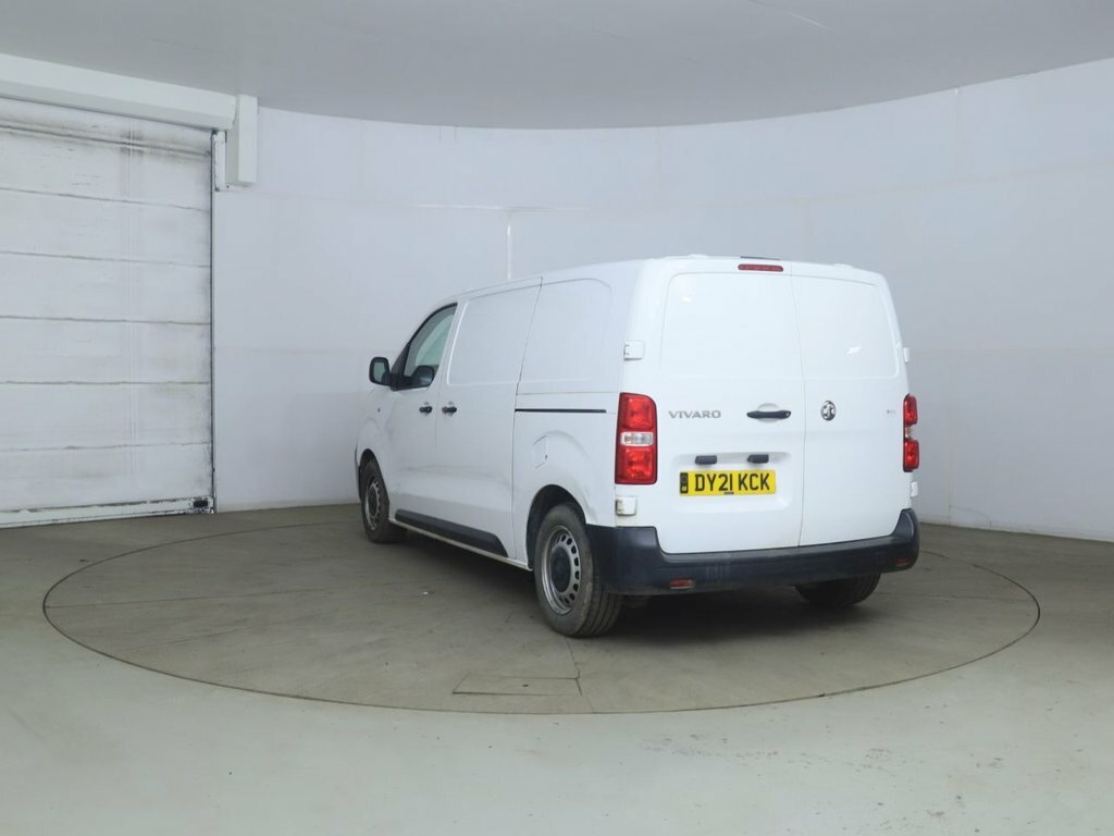 Vauxhall Vivaro 1.5L Edition DY21KCK White #3