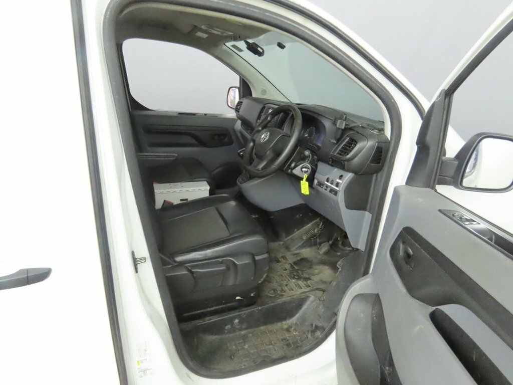 Vauxhall Vivaro Vivaro 2900 Sportive Cdti White #10