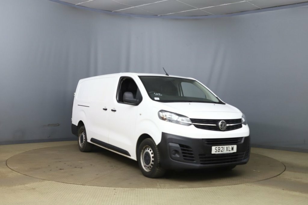 Vauxhall Vivaro 1.5L Edition White