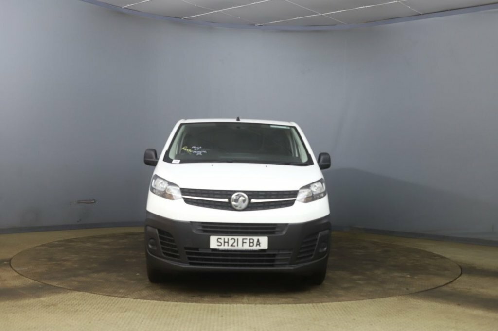 Vauxhall Vivaro 1.5L Edition White #2