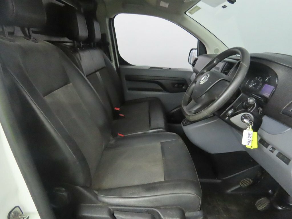 Vauxhall Vivaro 2.0 Turbo D 3100 Sportive Crew Van Double Cab White #9