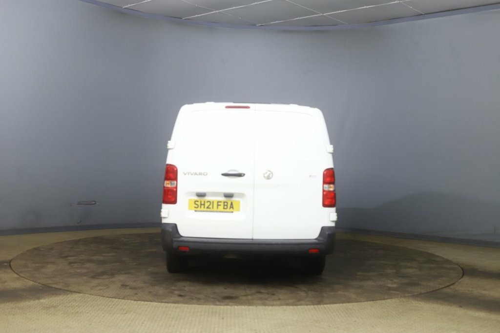 Vauxhall Vivaro 1.5L Edition White #3