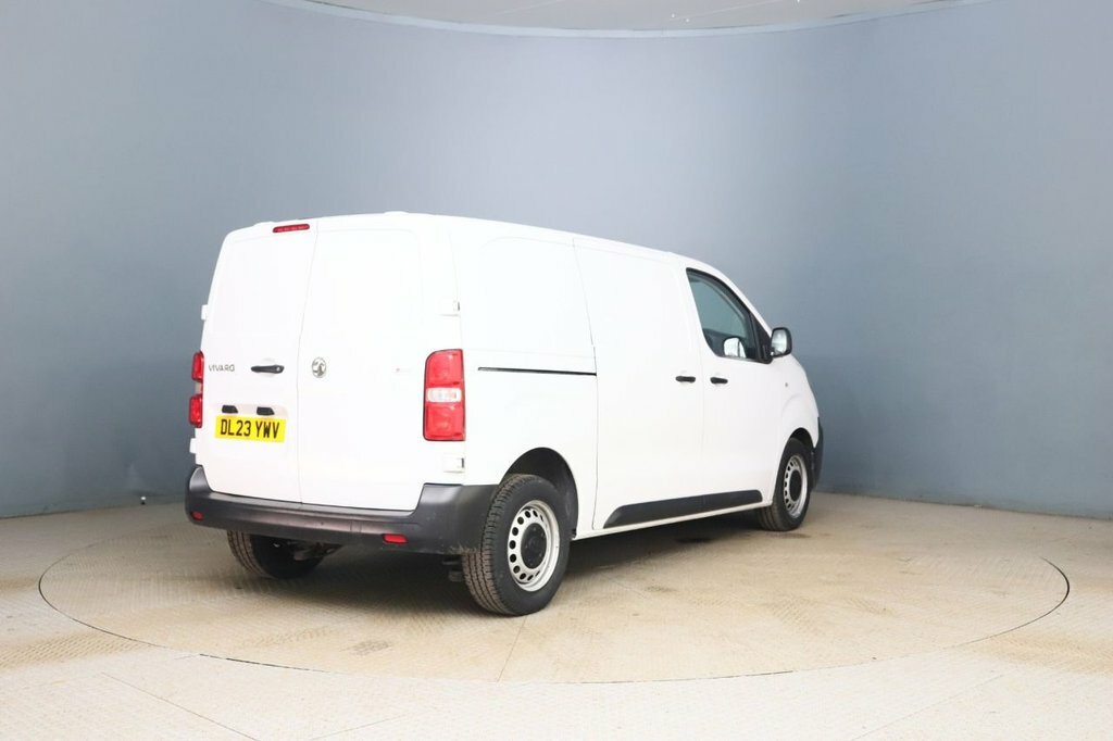 Vauxhall Vivaro 1.5L Prime 6Dr White #6