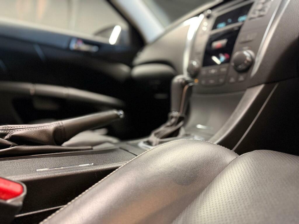 Suzuki Kizashi 2.4 16V Silver #32