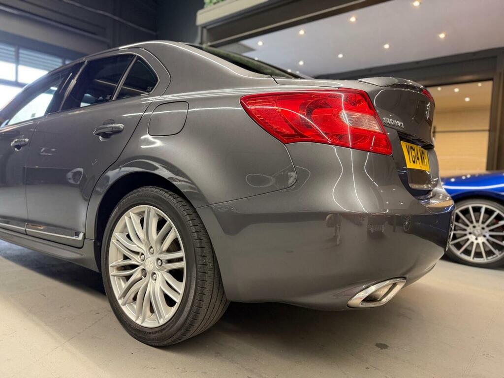 Suzuki Kizashi 2.4 16V Silver #16