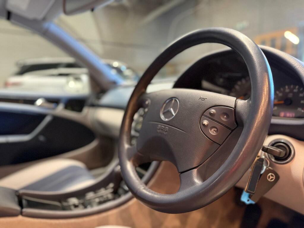 Mercedes-Benz CLK Elegance Silver #17