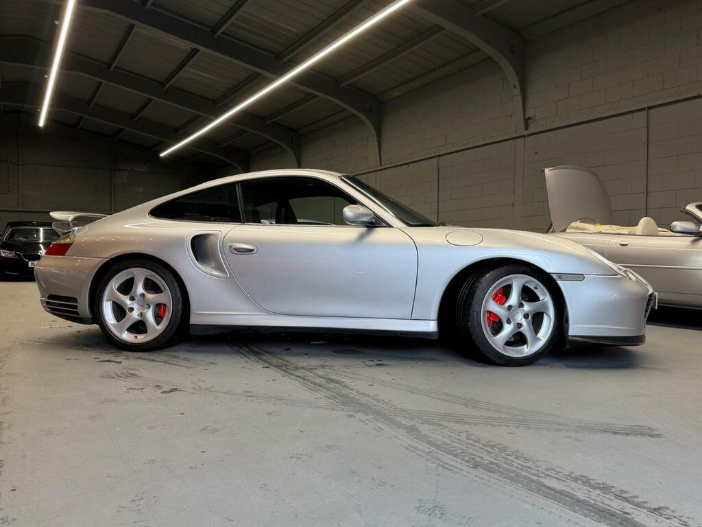 Porsche 911 Carrera 4S Silver #33
