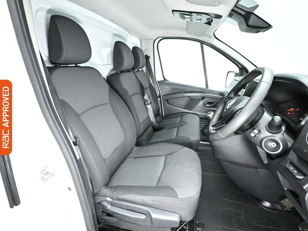 Renault Trafic 2.0 Dci Blue Sl28 Business Panel Van Ma MM22NTT White #2