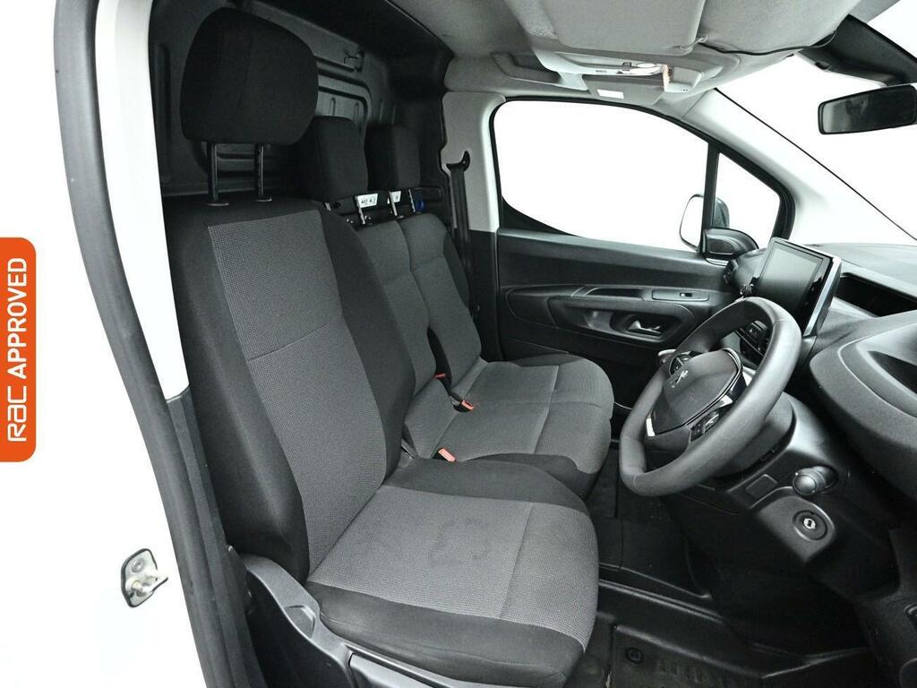 Peugeot Partner 1.5 Bluehdi 1000 Professional Premium Standard Pan OY22LUW White #2