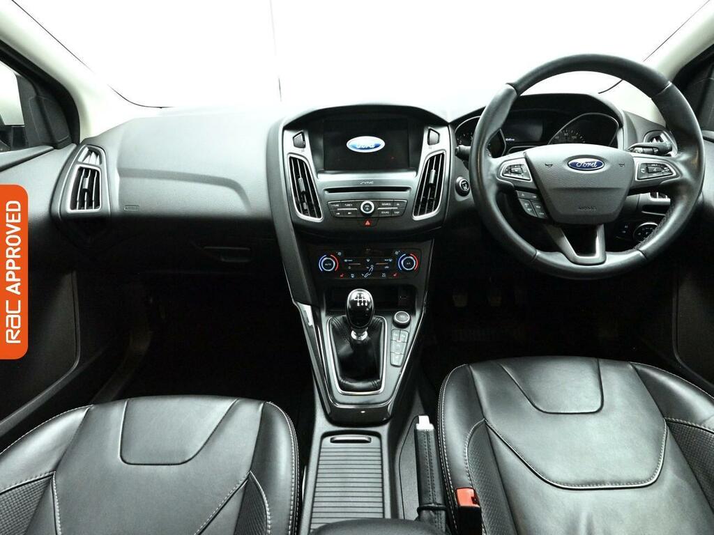 Ford Focus 2.0 Tdci Titanium Hatchback Euro Silver #2