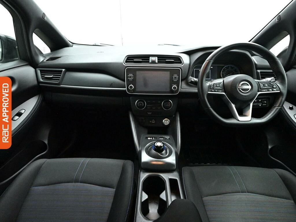 Nissan Leaf 39Kwh Acenta Hatchback 150 Ps CK72ZTY Black #2