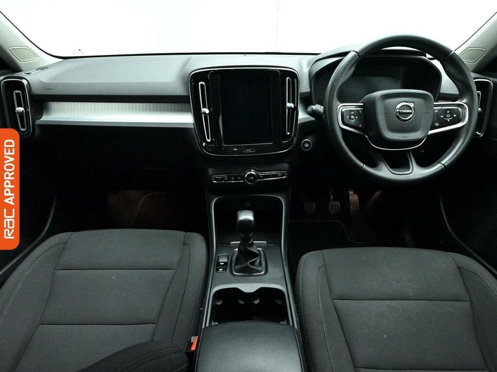 Volvo XC40 1.5 T3 Momentum Suv Euro 6 Ss NK70LPX Black #2
