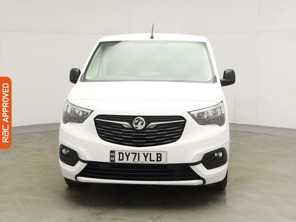 Vauxhall Combo 1.5 Turbo D 2300 Sportive Panel Van Man DY71YLB White #5