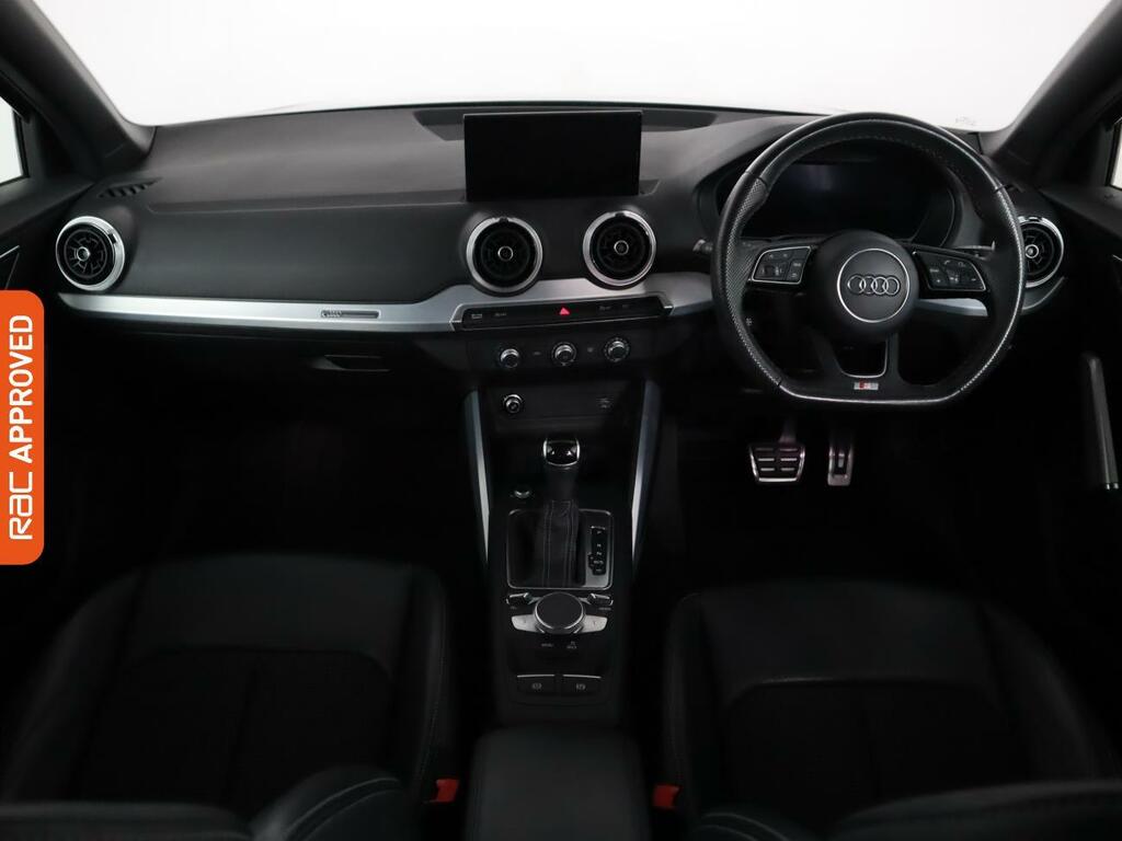 Audi Q2 1.5 Tfsi Cod 35 Black Edition Suv S Tro RE70OUX Black #2