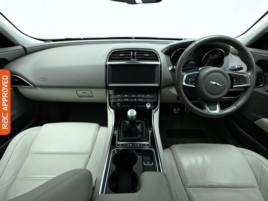 Jaguar XE 2.0D Prestige Saloon Euro 6 Ss Blue #2