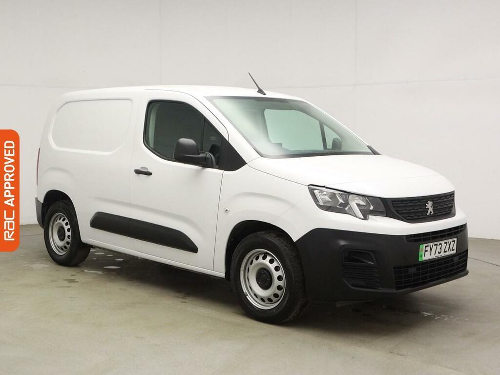 Peugeot E-Partner 800 50Kwh Professional Premium Standard Panel Va FY73ZXZ White #4
