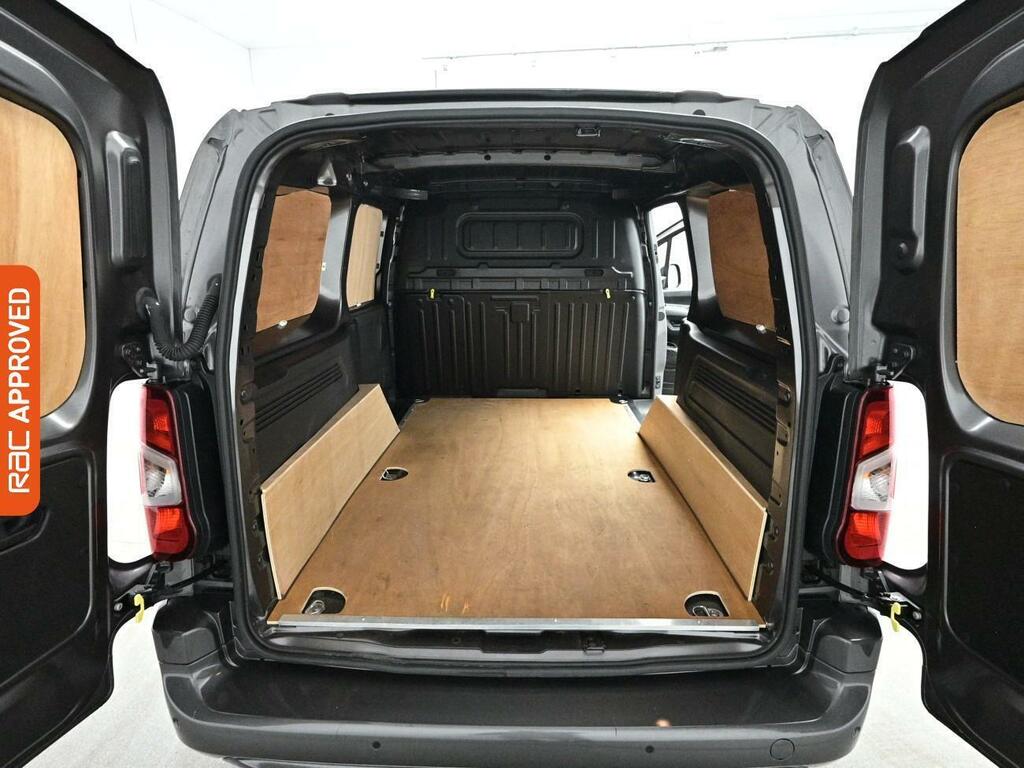 Vauxhall Combo 1.5 Turbo D 2300 Pro Panel Van 6Dr L DS73NLE Grey #3